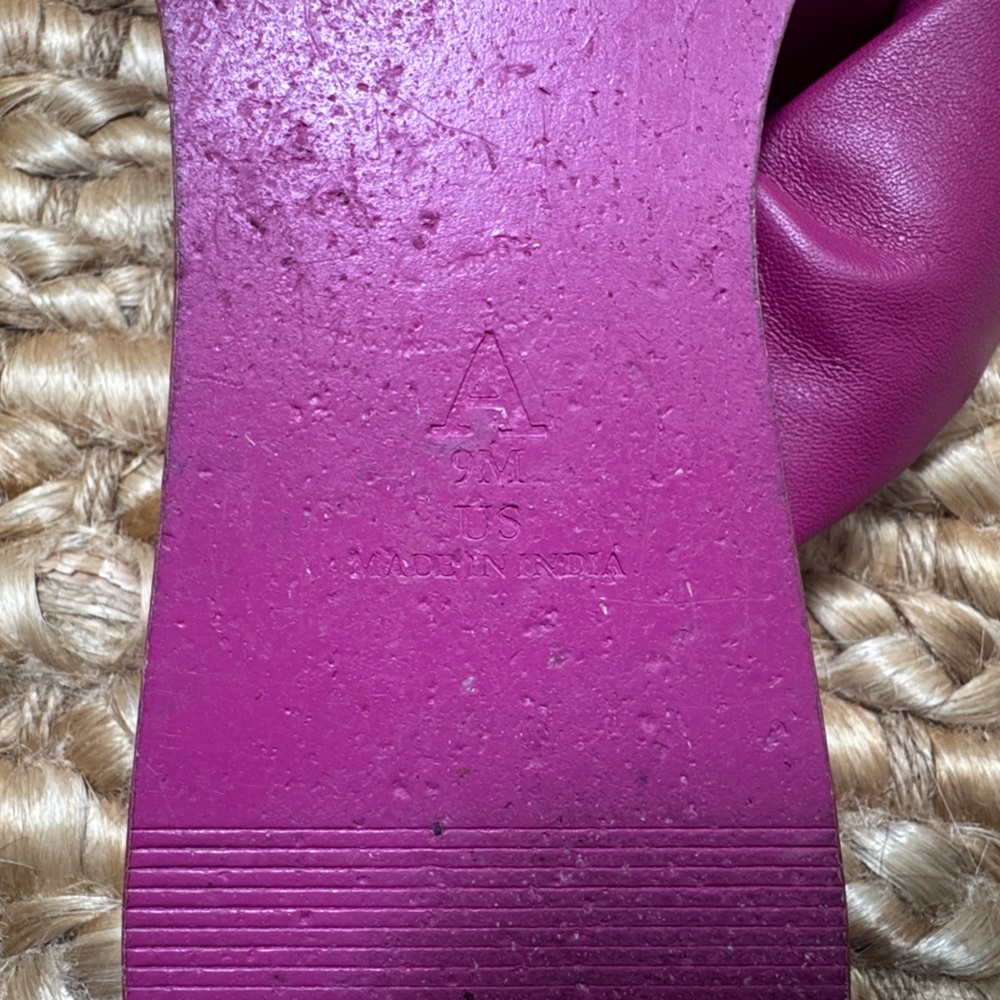 Anthropologie Maeve Puffy Knotted Sandals in Fuchsia, size 9 - Picture 3 of 3